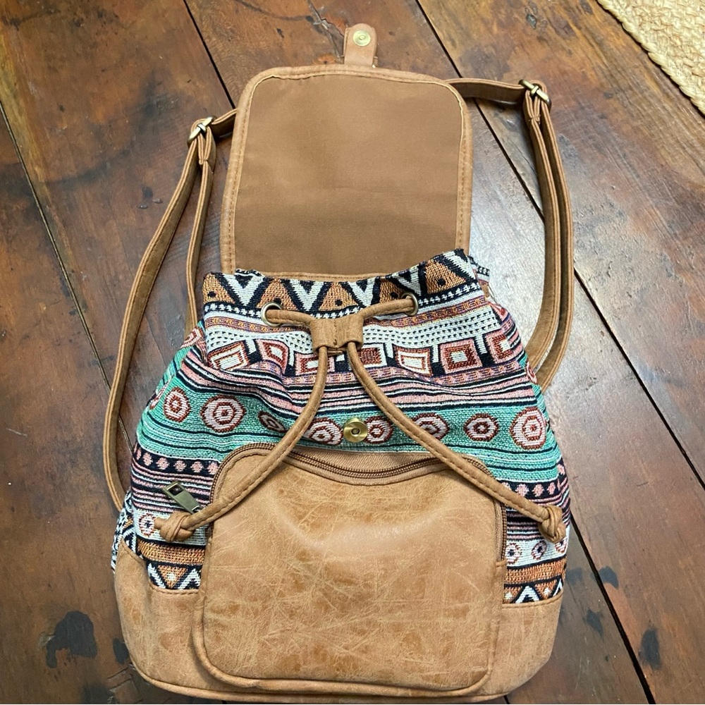 Tribal Pattern Tan Backpack - Picture 2 of 7